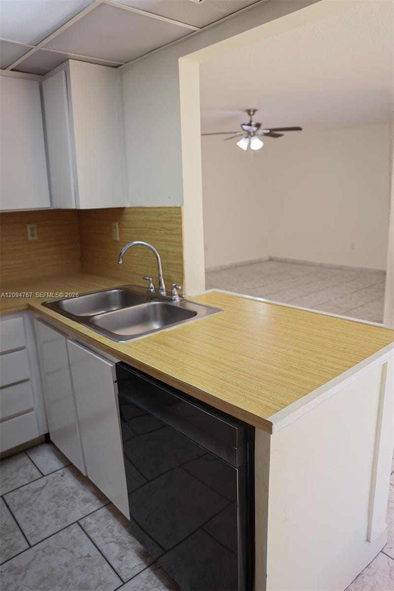 445 W Park Drive 102-4, Miami, FL 33172 photo 19
