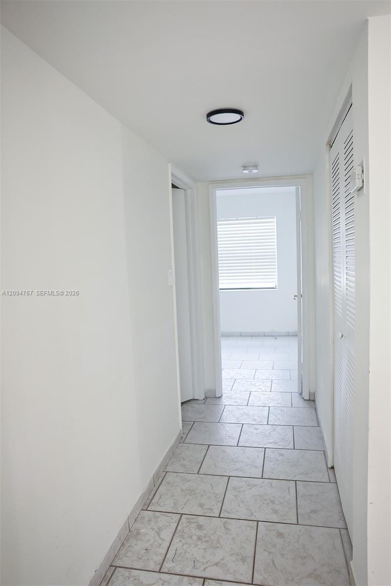 445 W Park Drive 102-4, Miami, FL 33172 photo 9