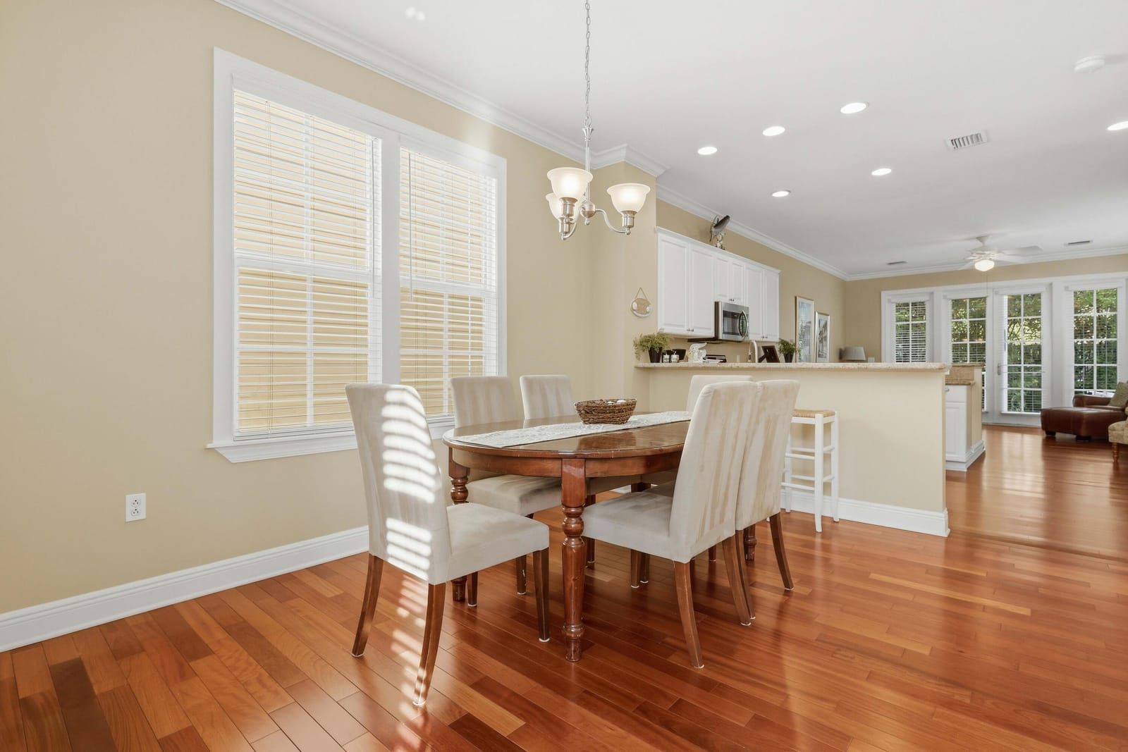 111 ANGLERS Way — photo 3