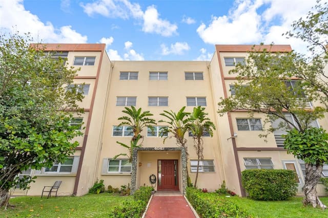 4047 NW 16th Street 107, Lauderhill, FL 33313