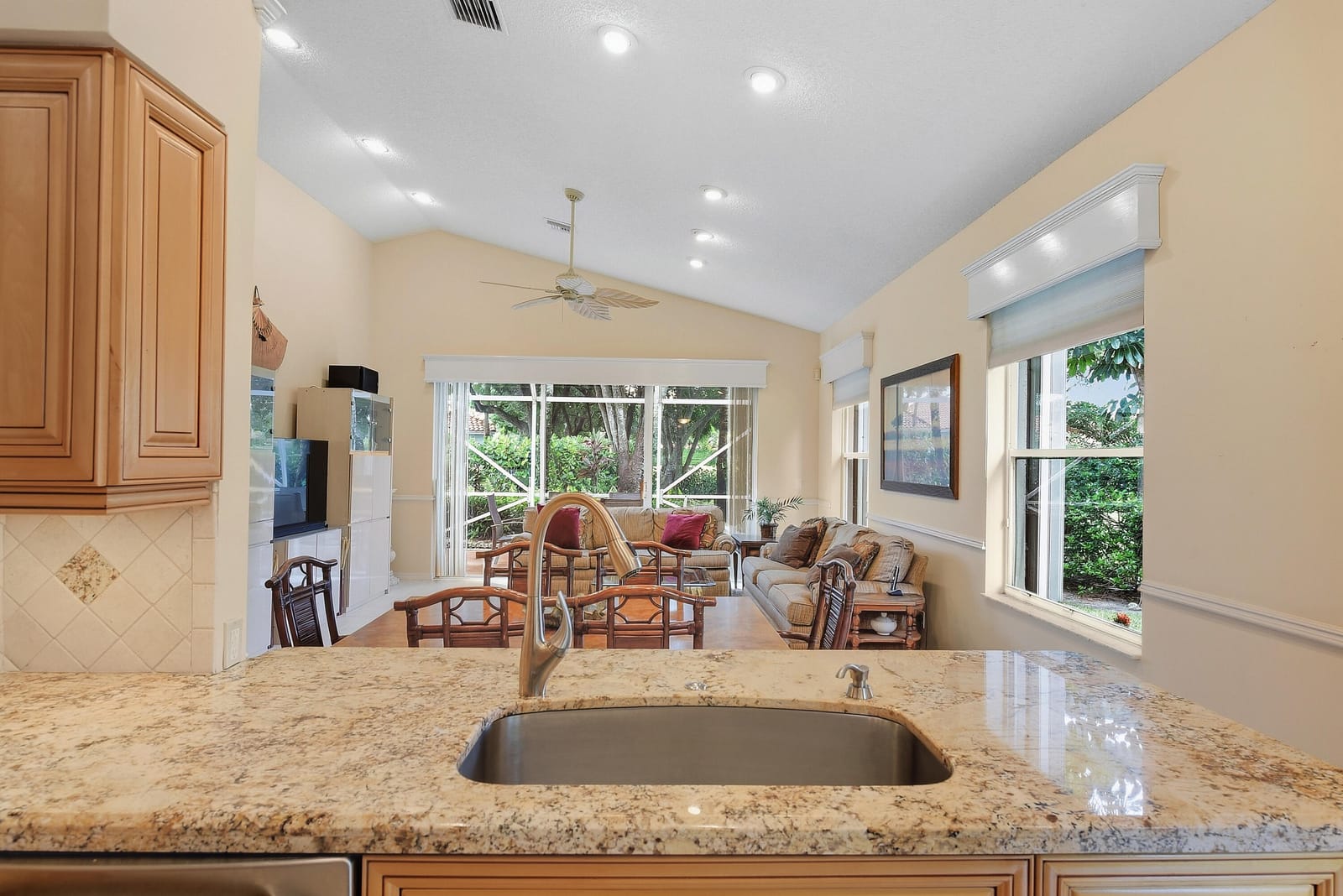 5379 Brookview Drive, Boynton Beach, FL 33437 photo 14