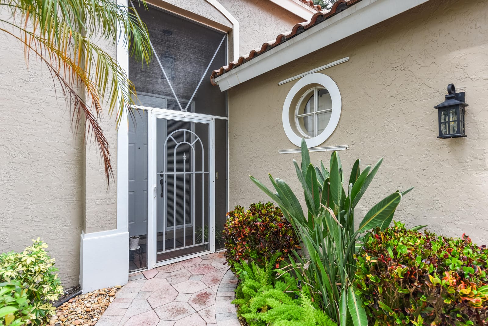 5379 Brookview Drive — photo 3