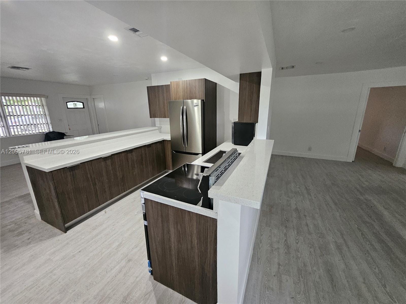 700 NE 7th Street — photo 3