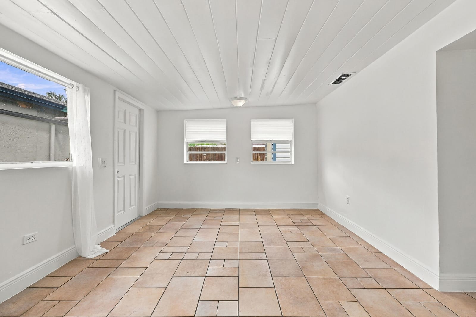 120 Pleasant Place 2 — photo 6