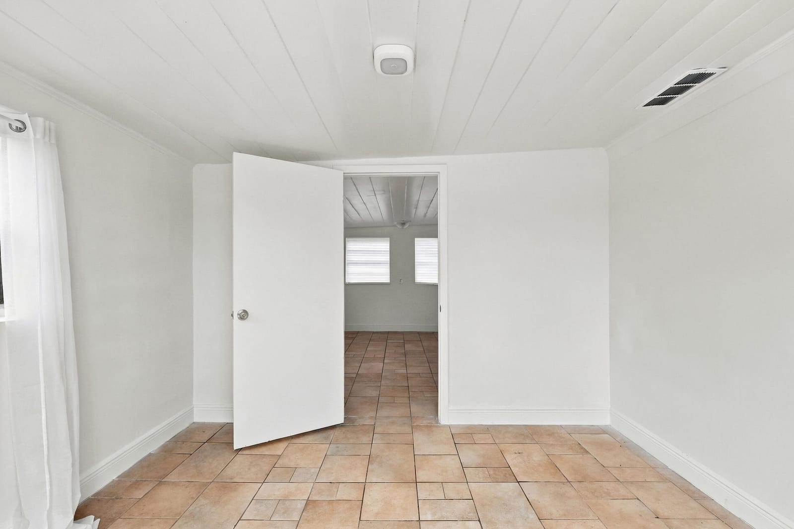 120 Pleasant Place 2 — photo 7