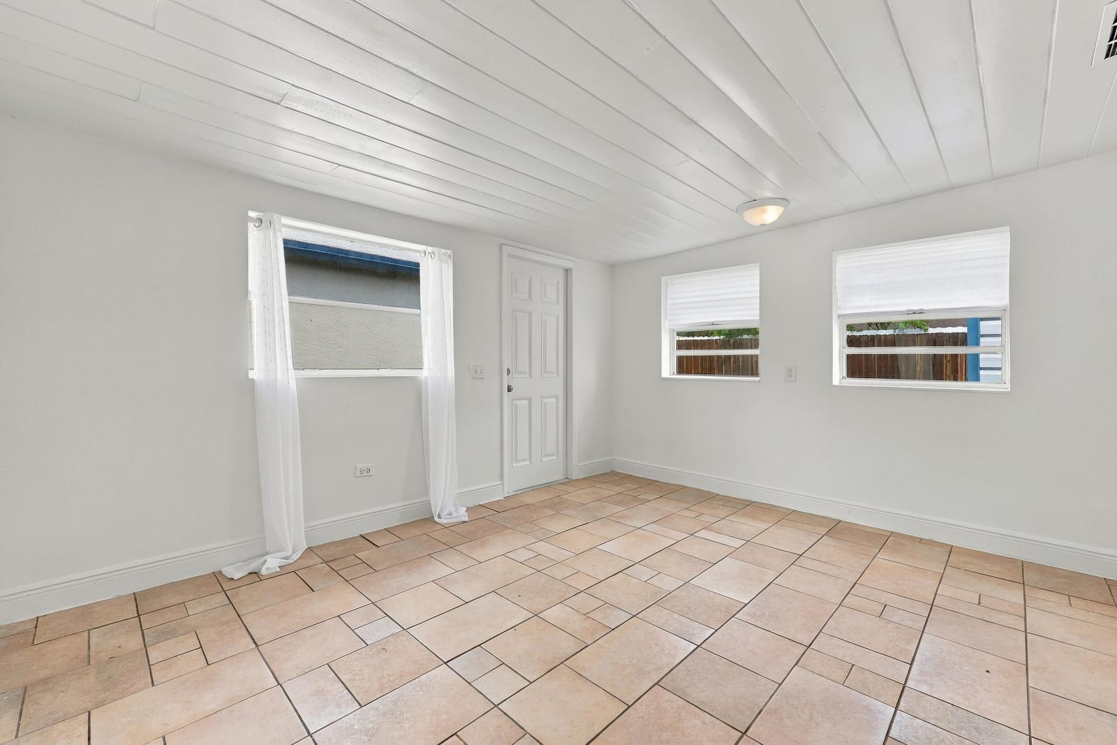 120 Pleasant Place 2 — photo 10