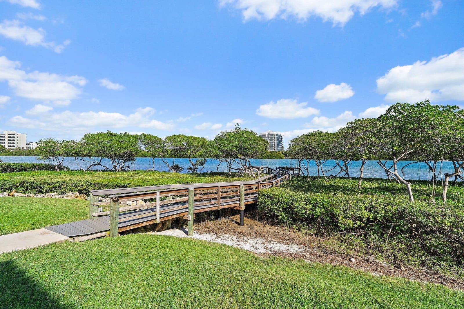 200 WATERWAY Road 105, Tequesta, FL 33469 photo 30