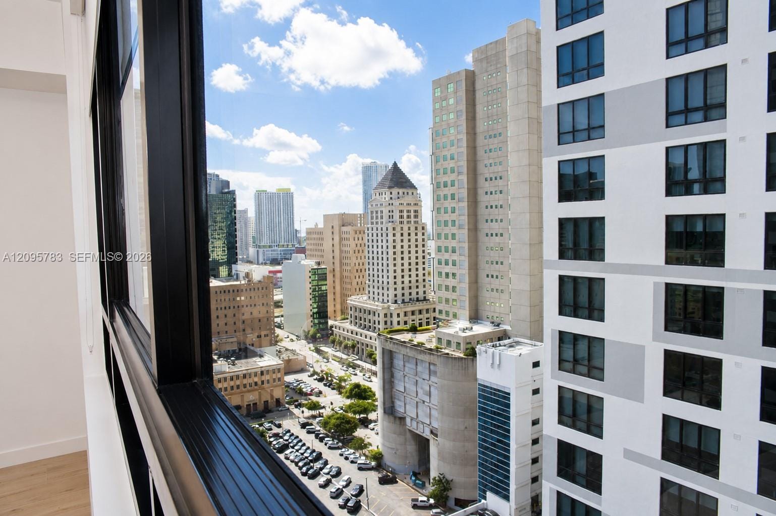 225 N Miami Avenue 2306 — photo 8