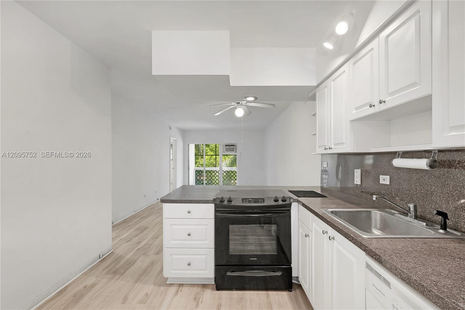 6580 Santona Street A37 — photo 3