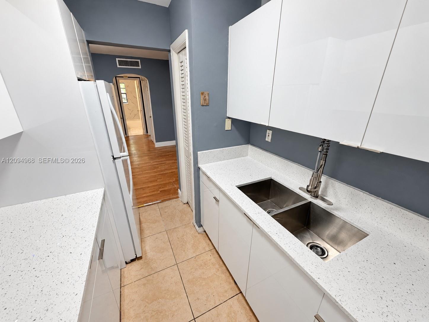 2335 NE 172nd Street 2, North Miami Beach, FL 33160 photo 5