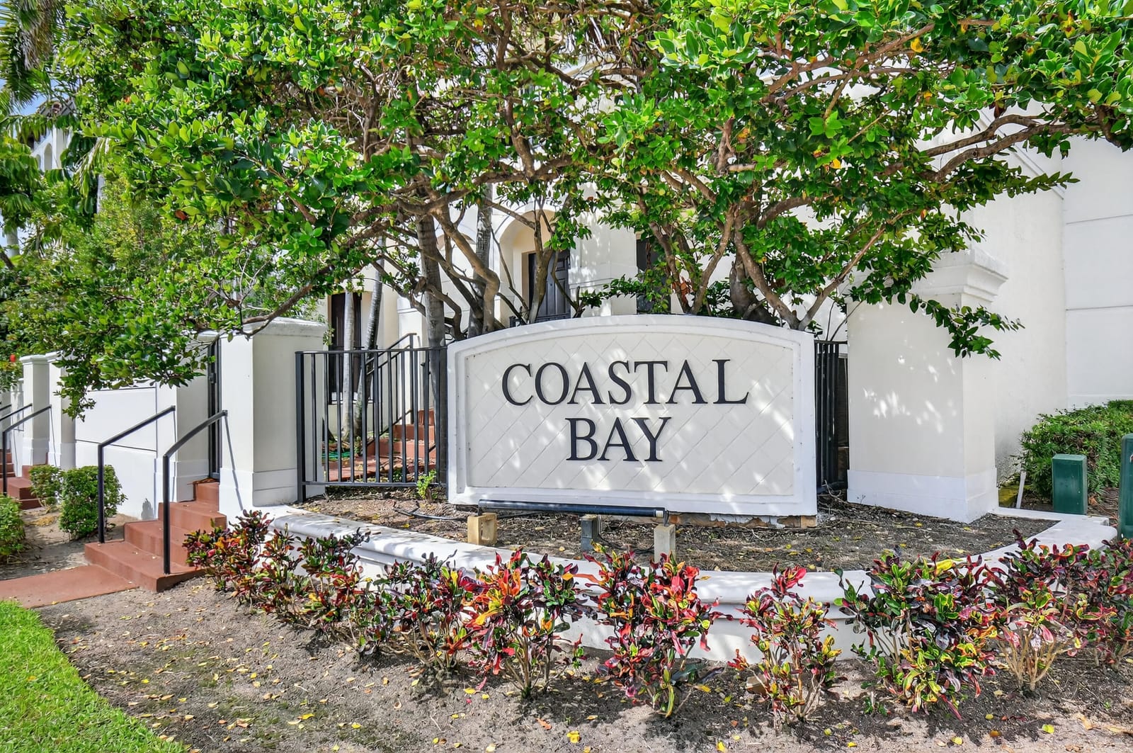 1203 Coastal Bay Boulevard — photo 4