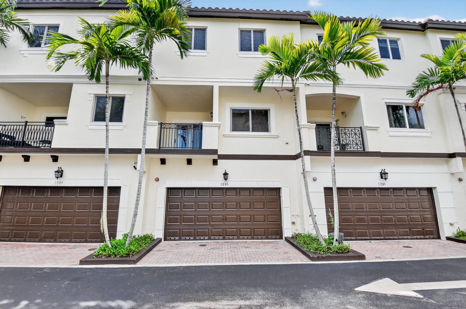1203 Coastal Bay Boulevard — photo 6