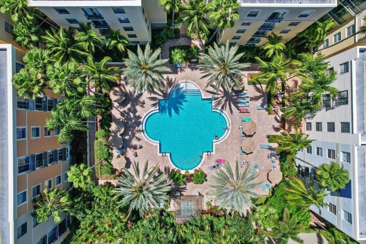 720 S Sapodilla Avenue 204, West Palm Beach, FL 33401 photo 17