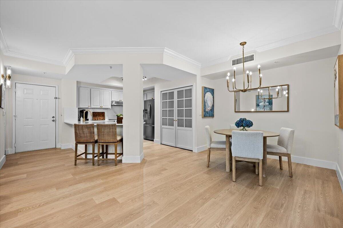 720 S Sapodilla Avenue 204 — photo 5
