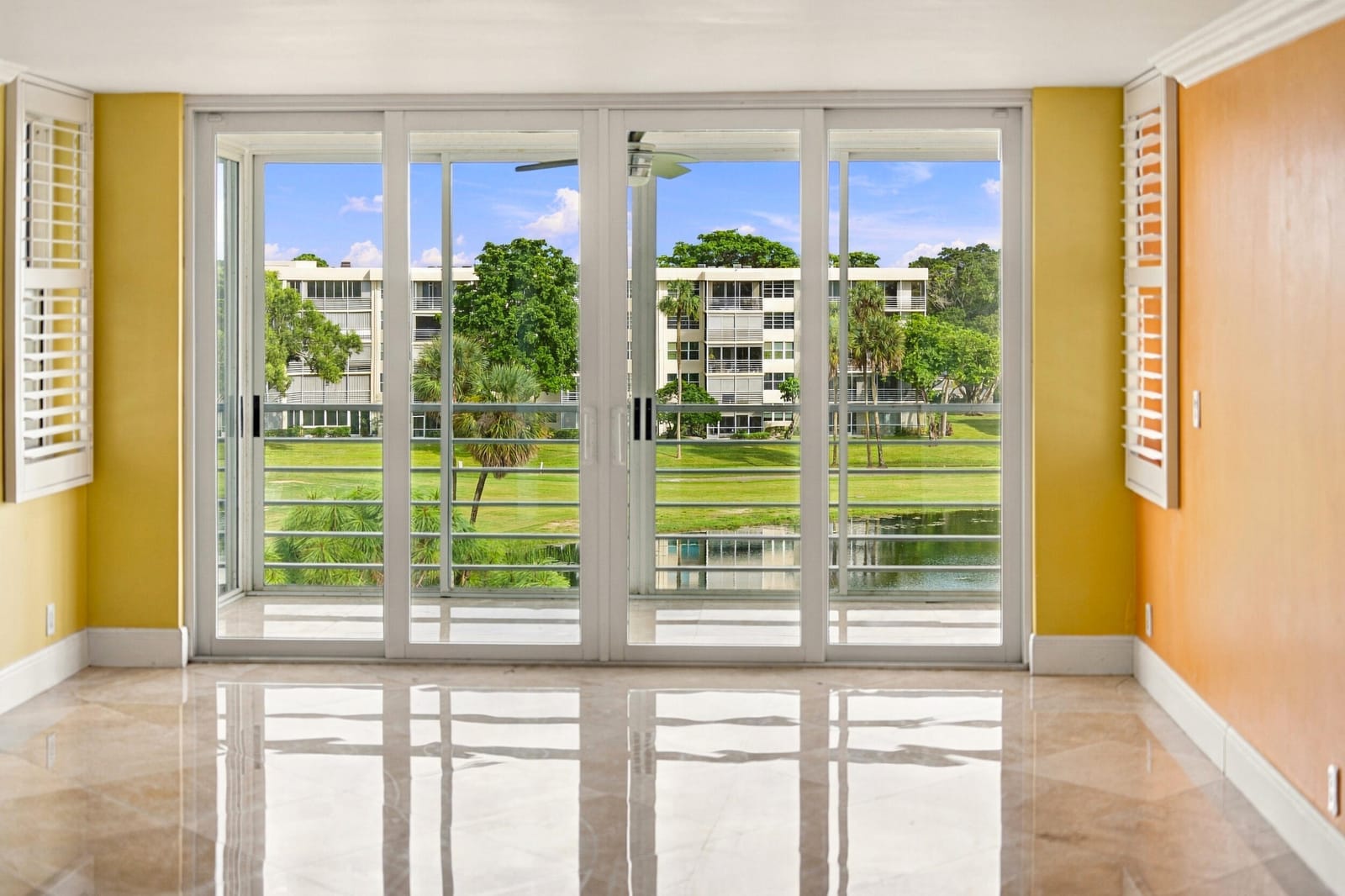 800 Cypress Grove Drive 504, Pompano Beach, FL 33069 photo 4