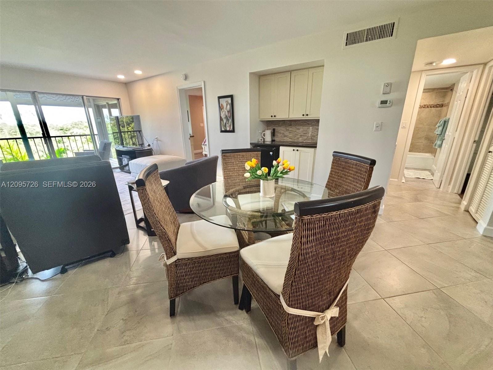 3920 Inverrary Boulevard 607C — photo 10