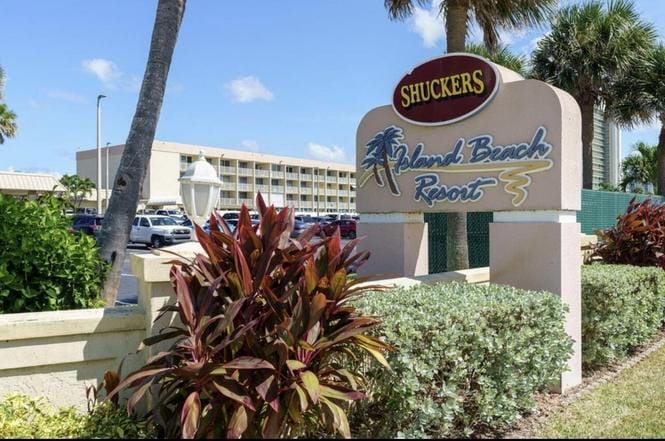 9800 S OCEAN Drive 205, Jensen Beach, FL 34957 photo 8