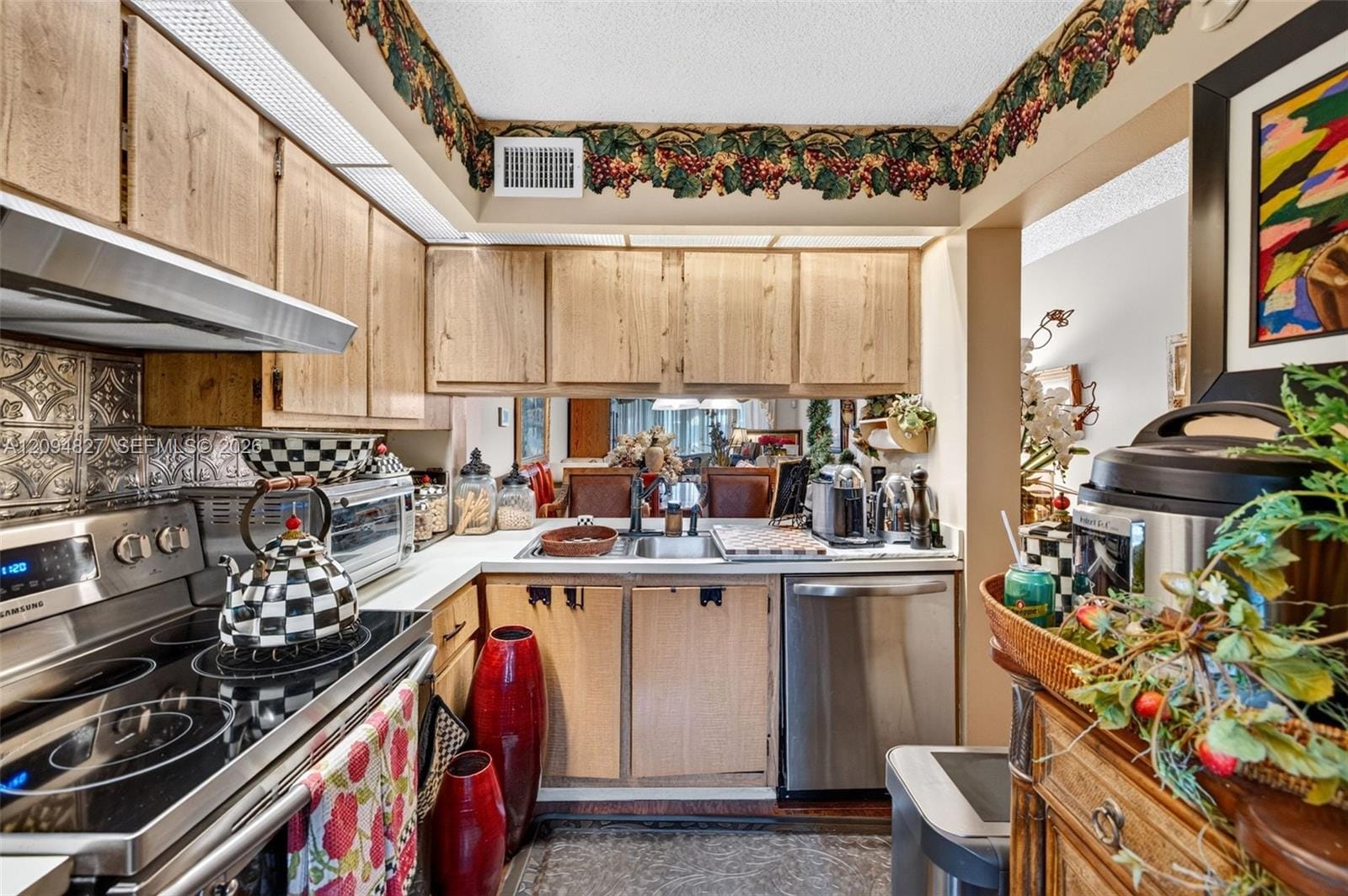 204 Lake Pointe Drive 107, Oakland Park, FL 33309 photo 21