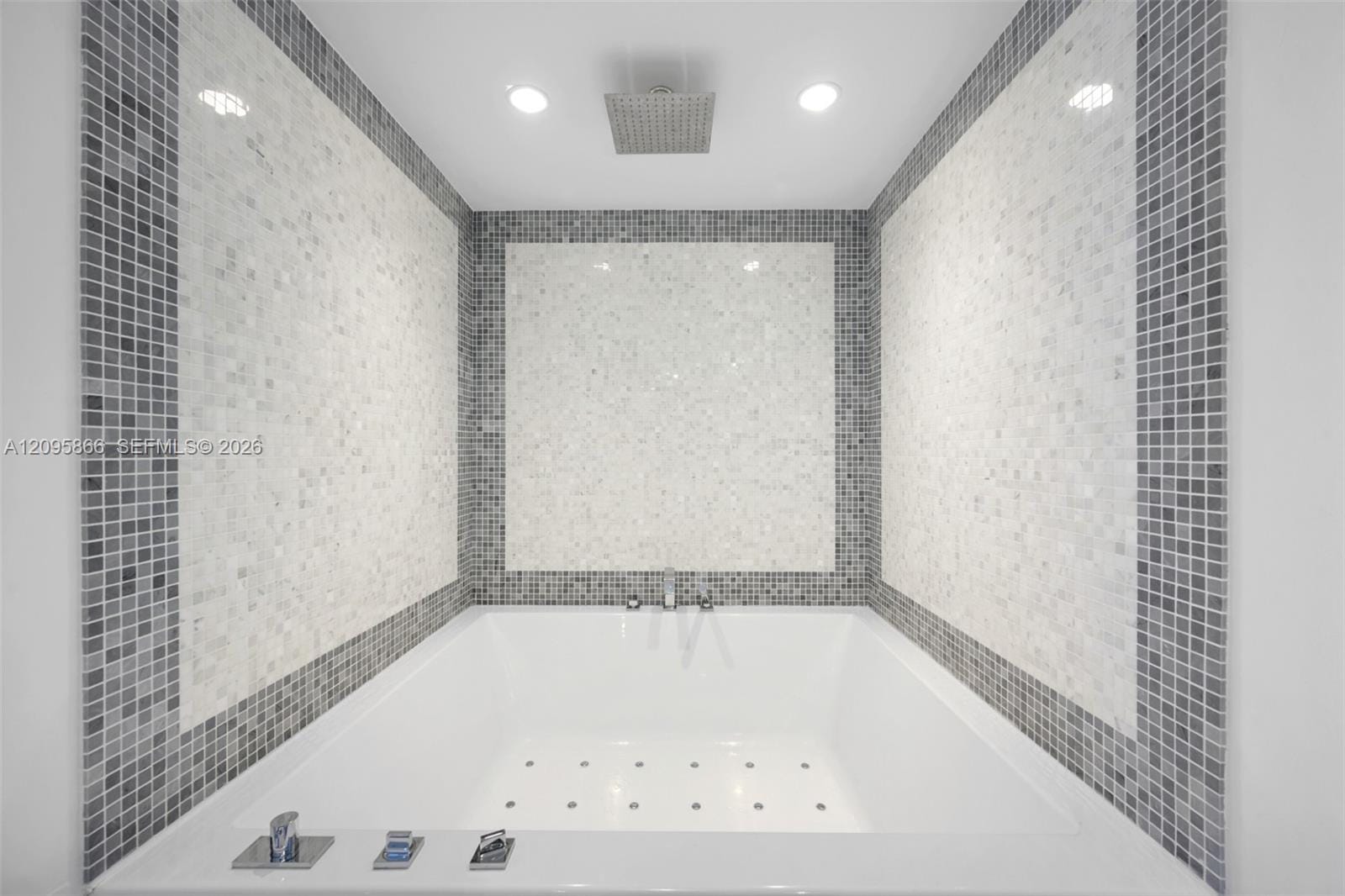 200 Biscayne Boulevard Way 4314 — photo 8