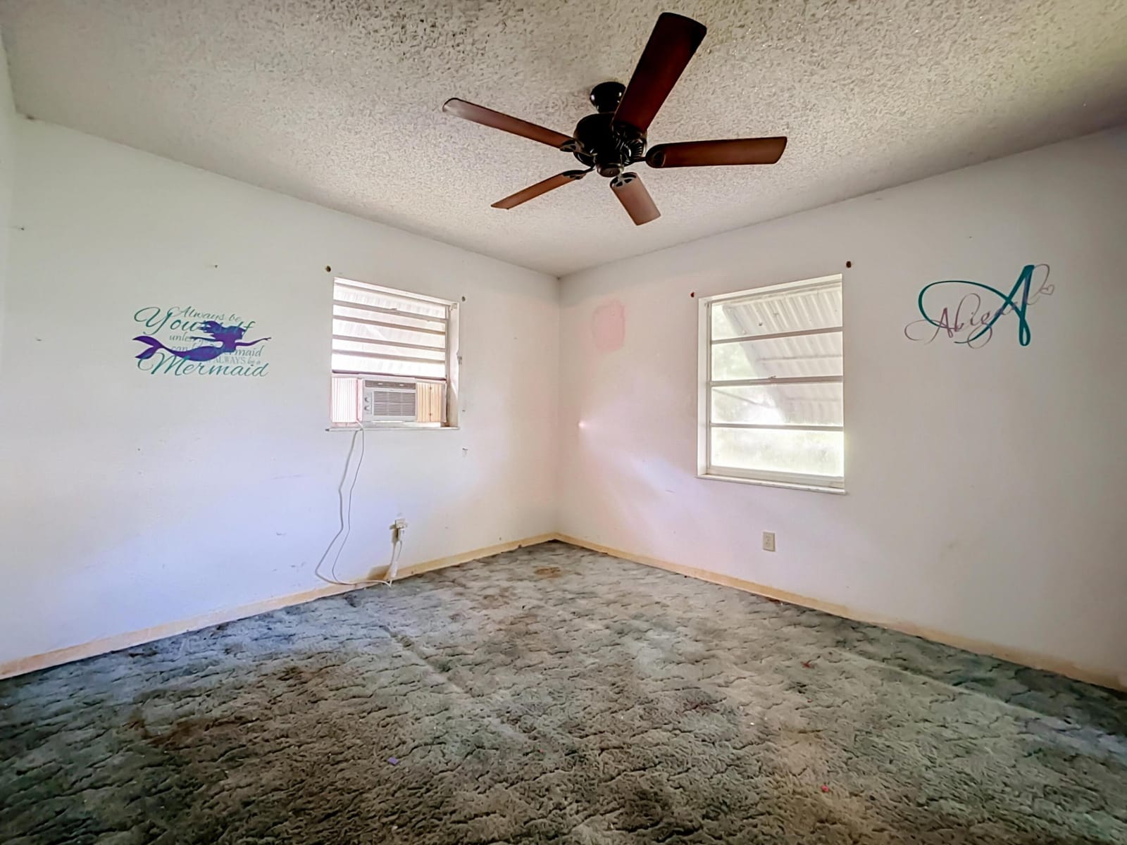 2930 MIDDLE Road — photo 10