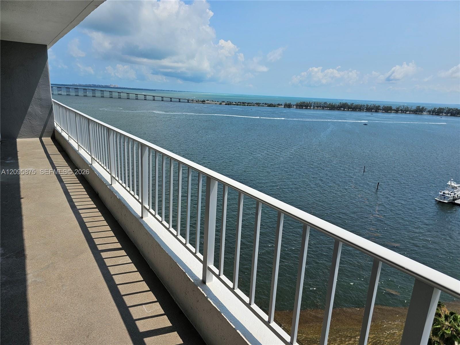 200 SE 15th Road 17K, Miami, FL 33129 photo 3