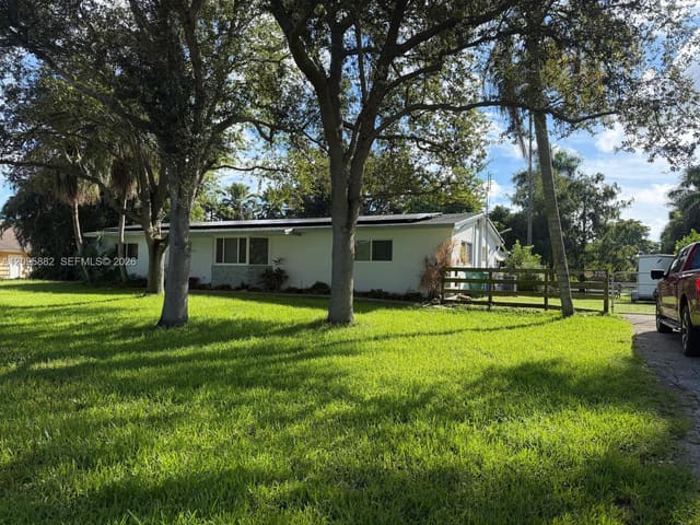 4830 SW 196th Lane, Southwest Ranches, FL 33332