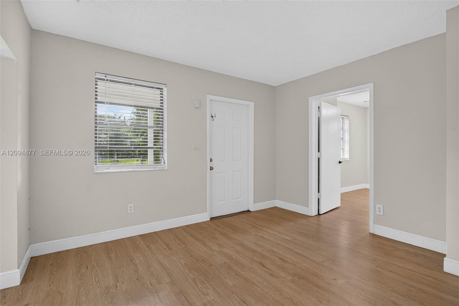 5197 NE 14th Avenue — photo 6