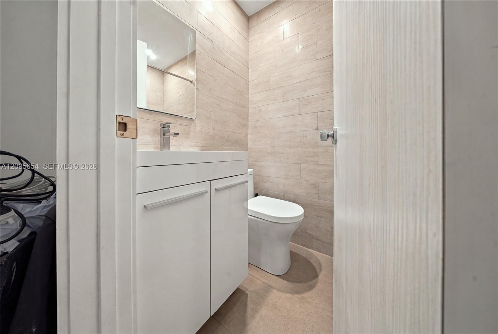 3680 Battersea Road, Miami, FL 33133 photo 15
