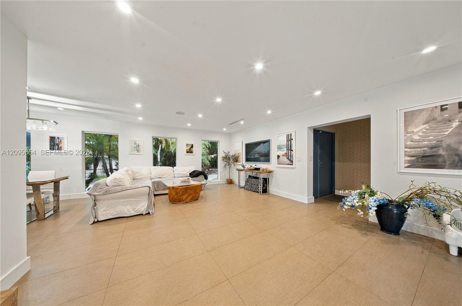 3680 Battersea Road — photo 5