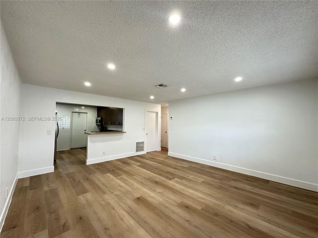 124 NW 2nd Avenue A, Hallandale Beach, FL 33009