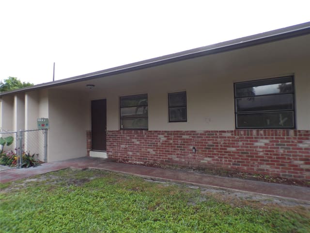 1505 N 57th Terrace, Hollywood, FL 33021