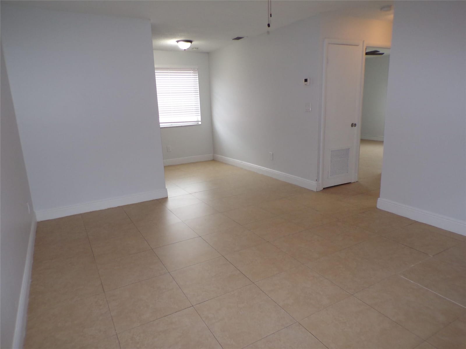 1505 N 57th Terrace — photo 7