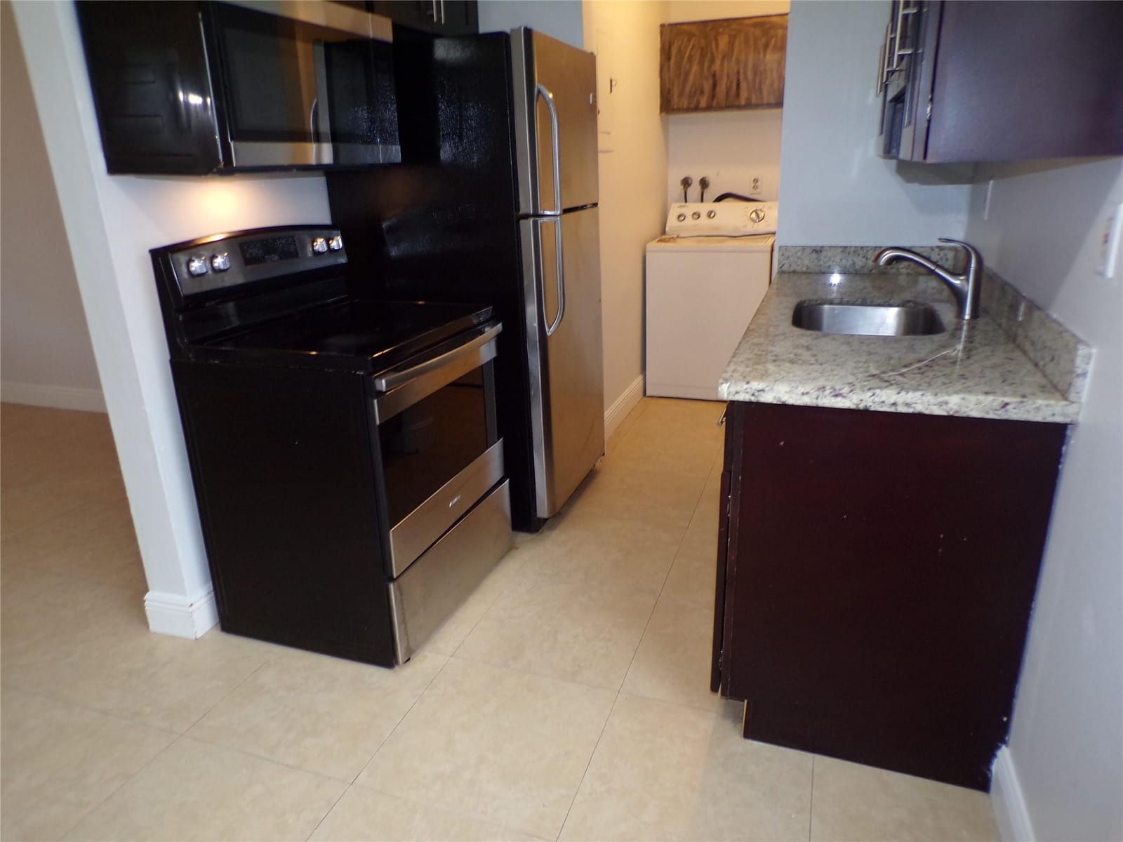 1505 N 57th Terrace — photo 10