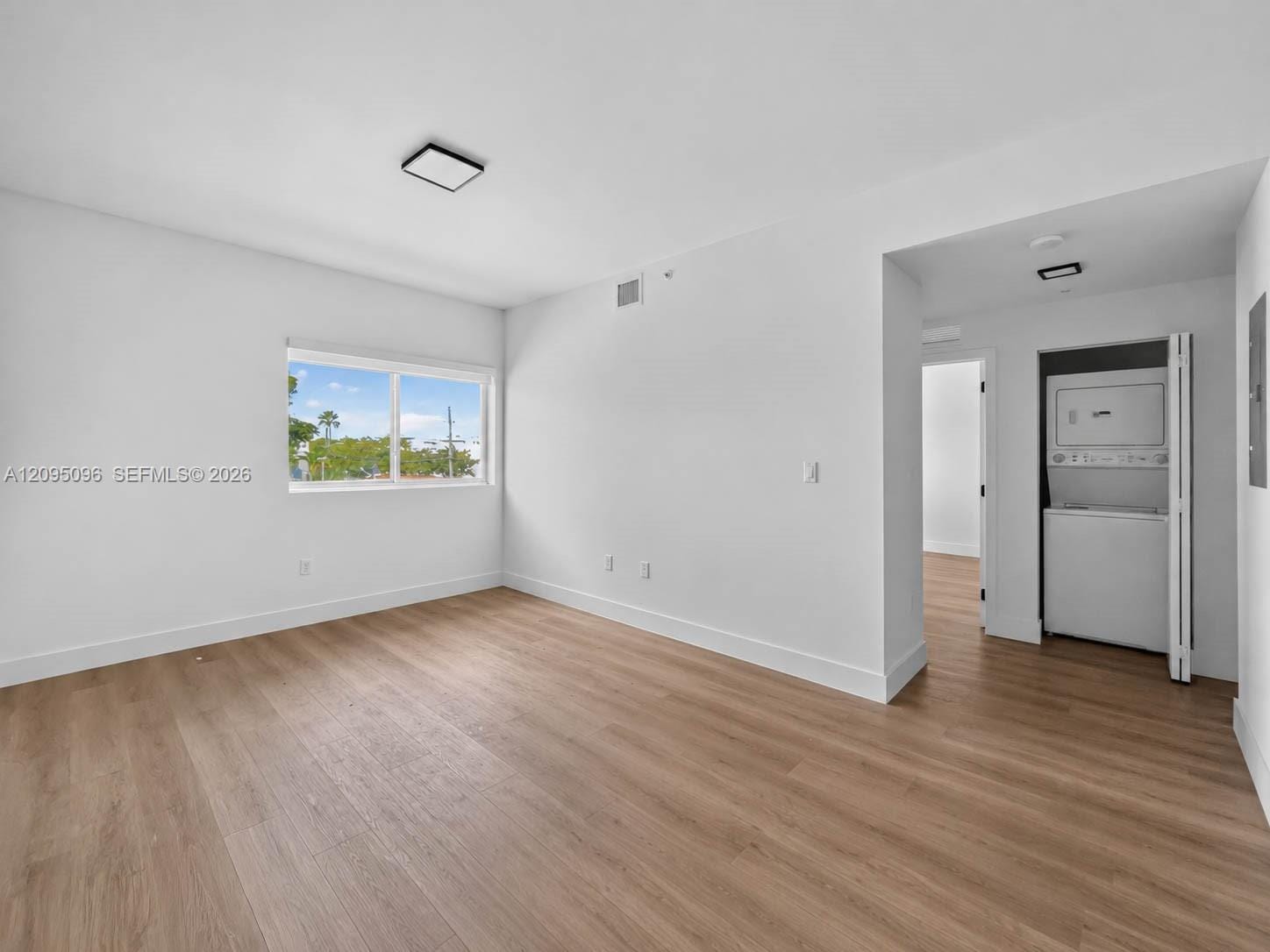 3728 NW 19th Avenue 207 — photo 3