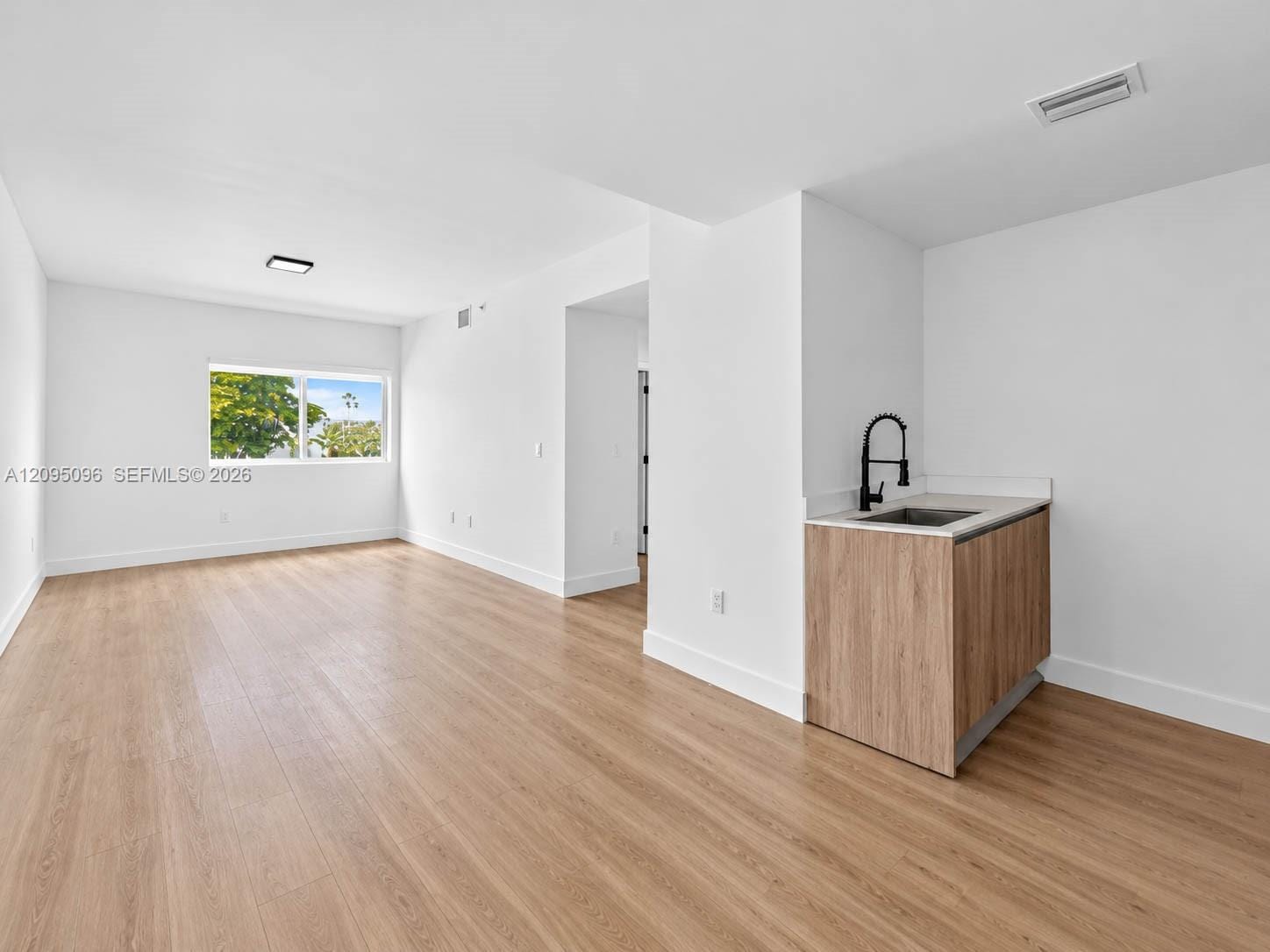 3728 NW 19th Avenue 207 — photo 5