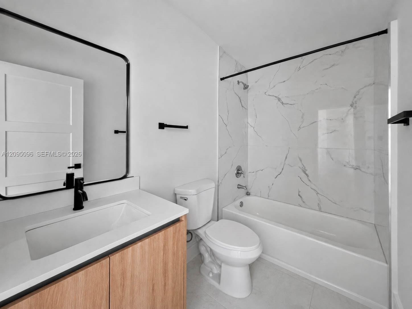 3728 NW 19th Avenue 207 — photo 8