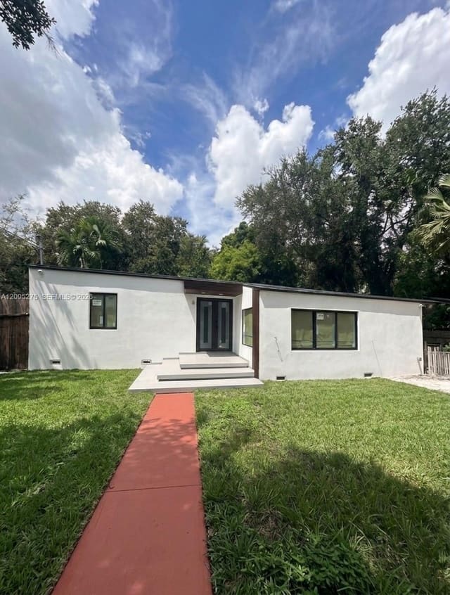 8260 NE 4th Avenue, Miami, FL 33138