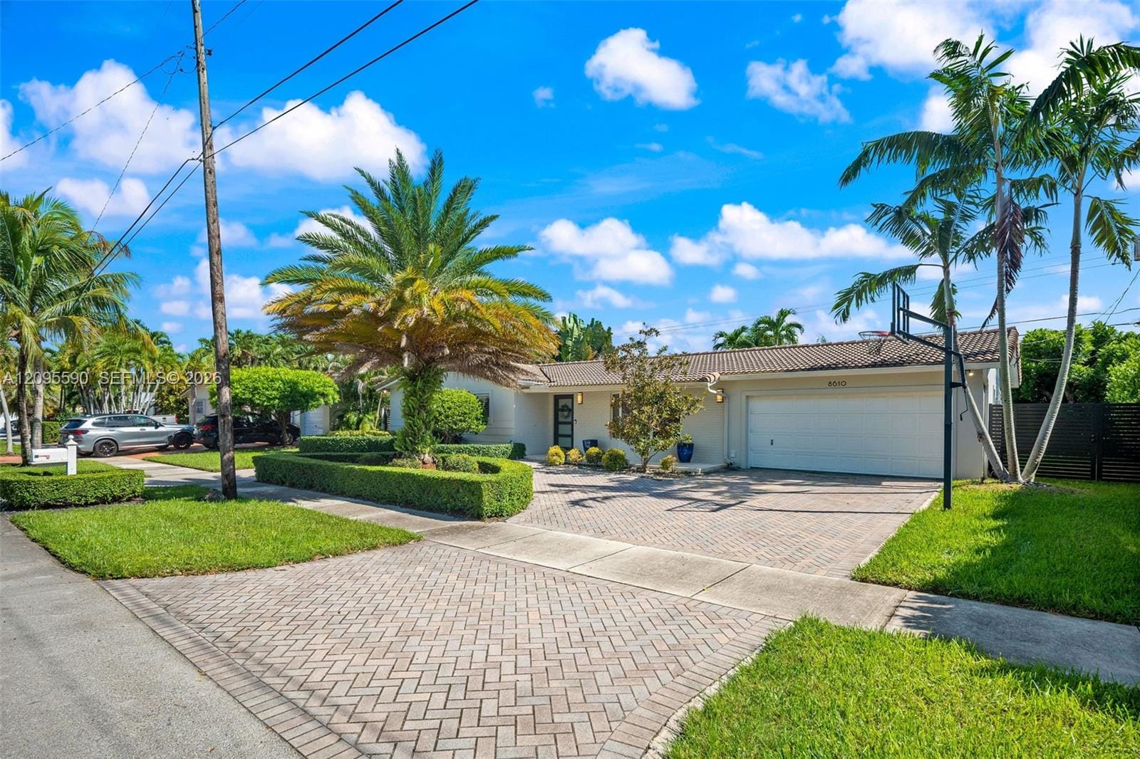 8610 SW 47th Street — photo 2