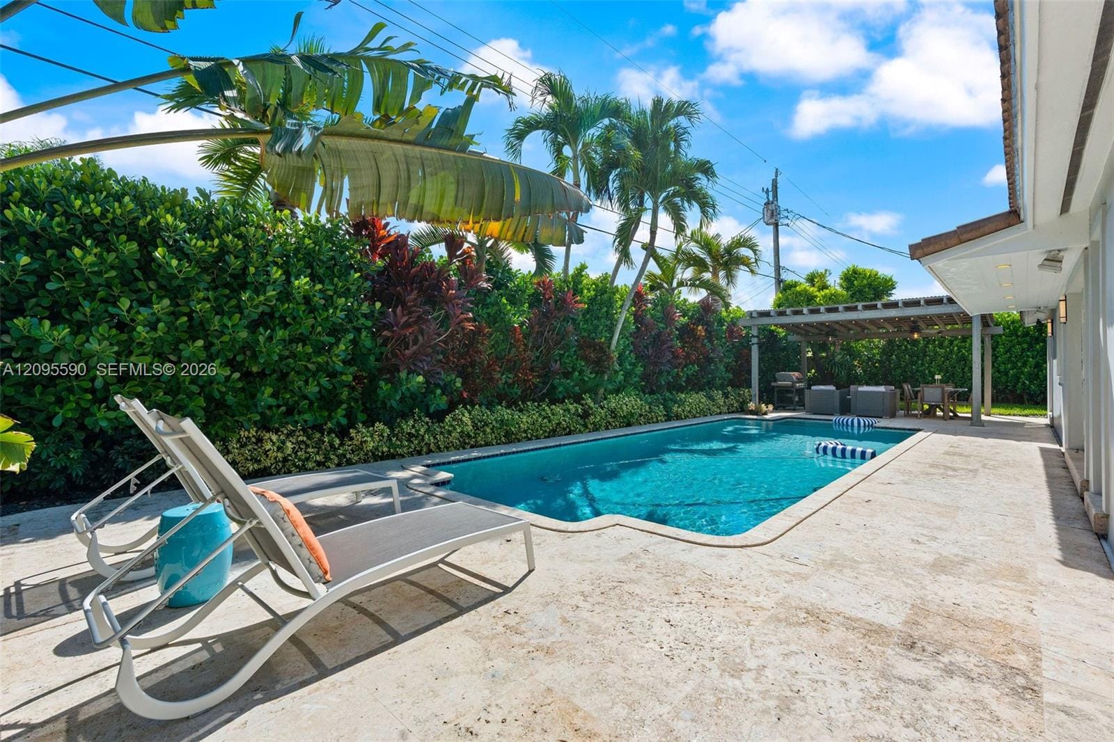 8610 SW 47th Street — photo 4