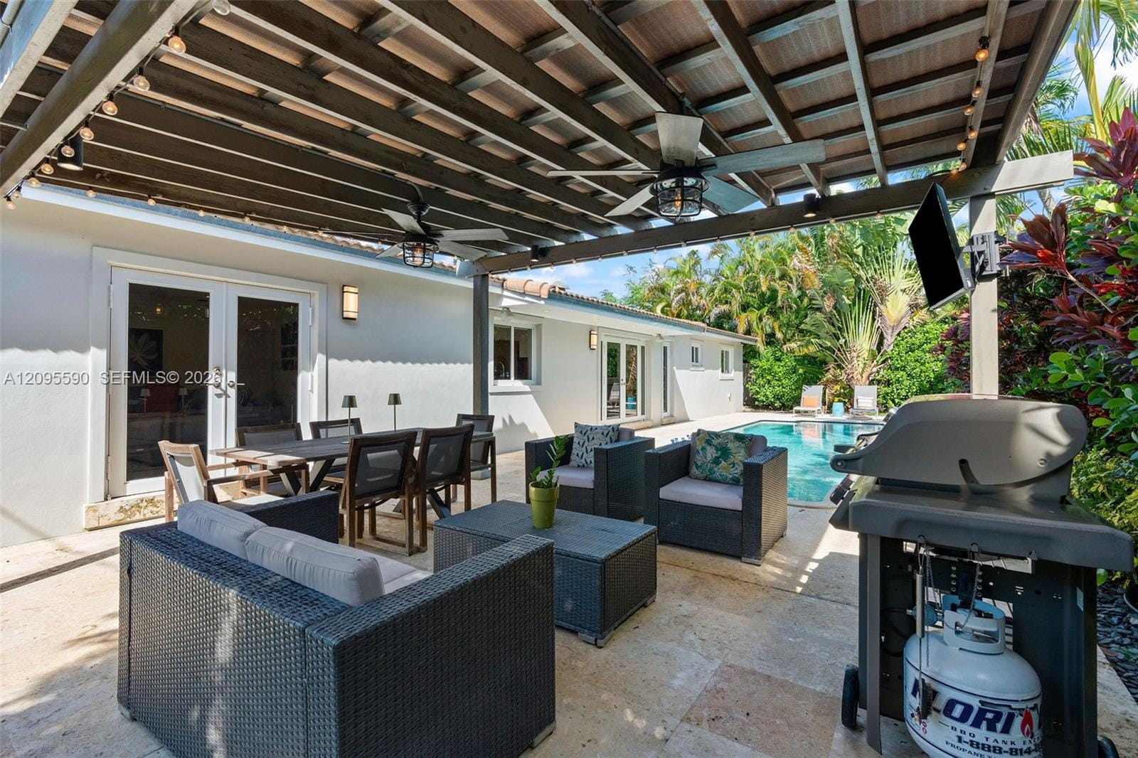 8610 SW 47th Street — photo 9