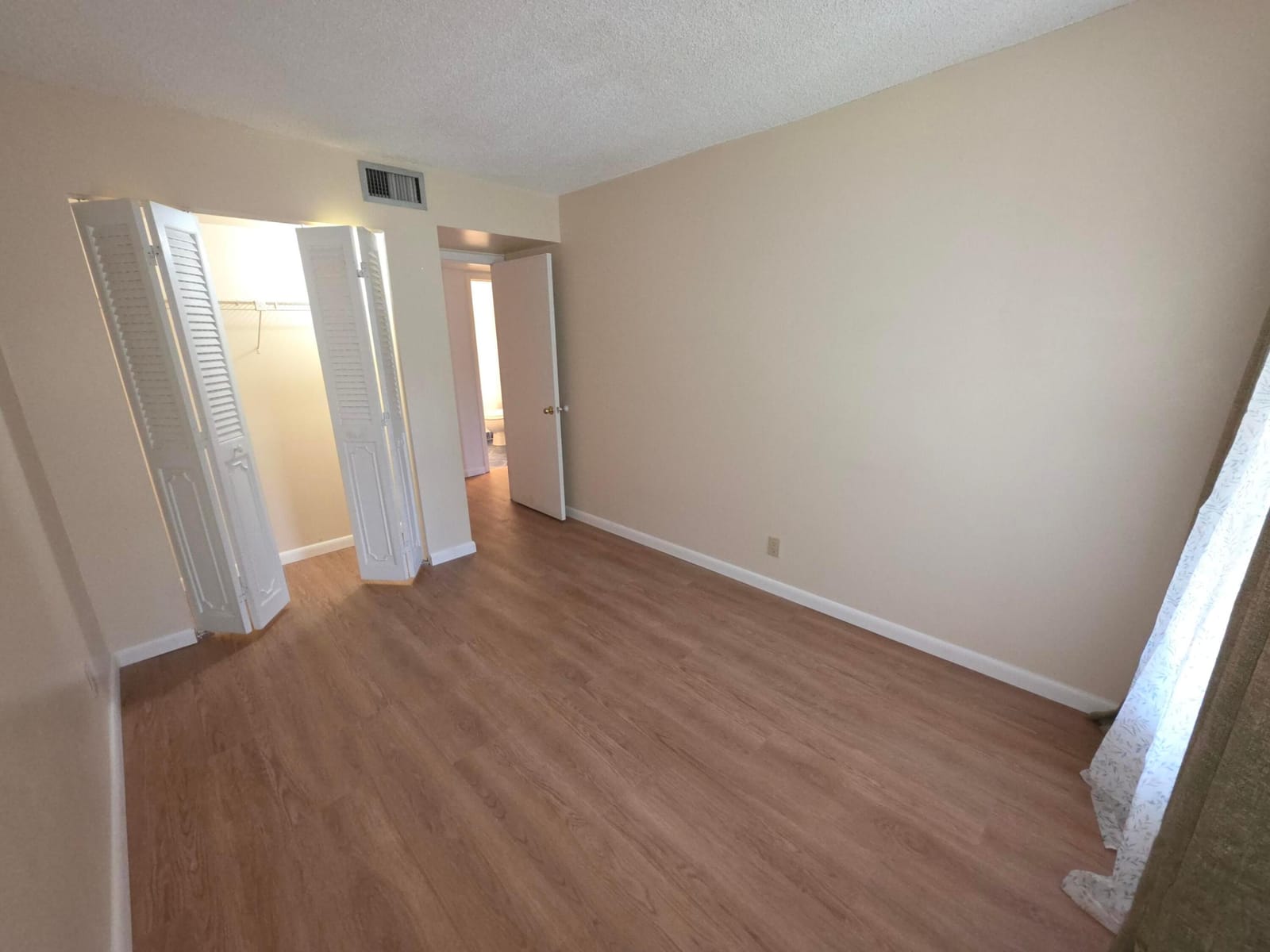 1001 Three Islands Boulevard 36, Hallandale Beach, FL 33009 photo 15