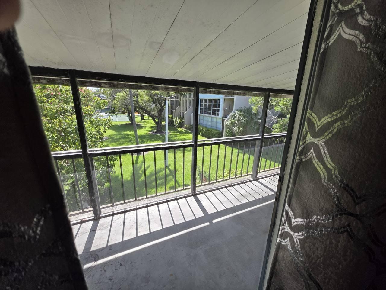 1001 Three Islands Boulevard 36, Hallandale Beach, FL 33009 photo 19