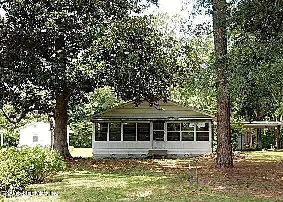 146 LAKE SHORE Terrace, Interlachen, FL 32148