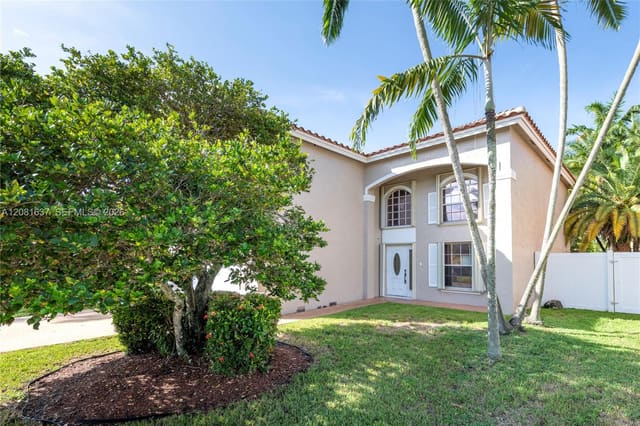19144 NW 13th Street, Pembroke Pines, FL 33029