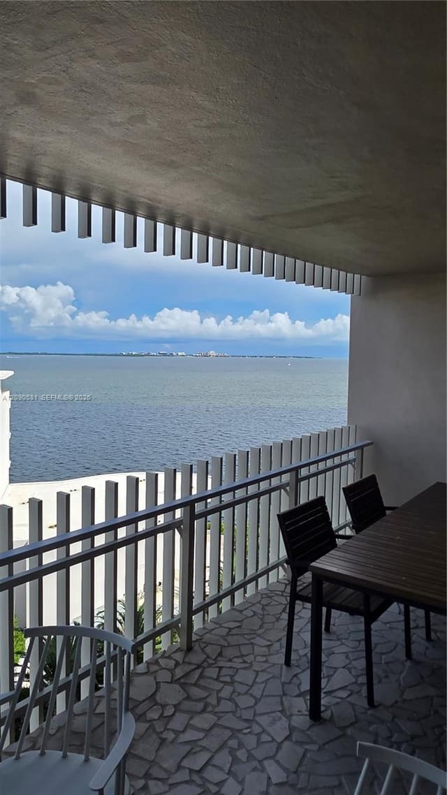 3 Grove Isle Drive C1003, Miami, FL 33133