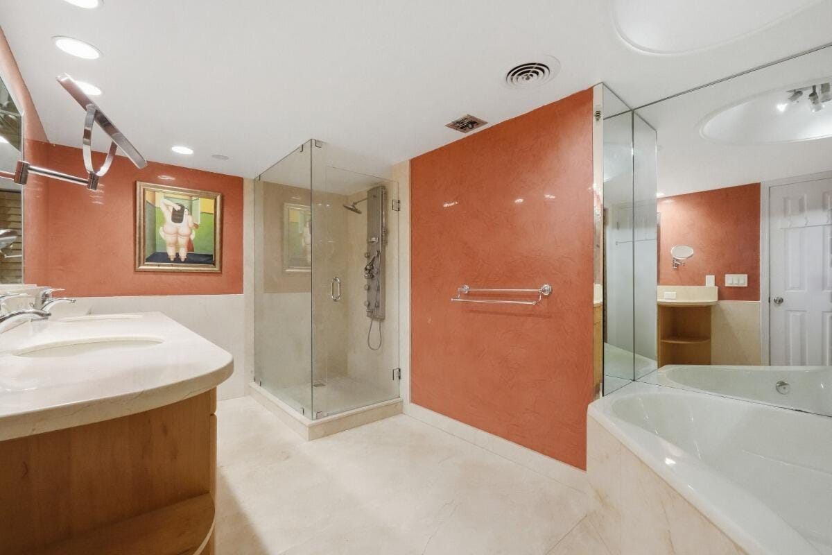 1865 S OCEAN Drive 16H — photo 12