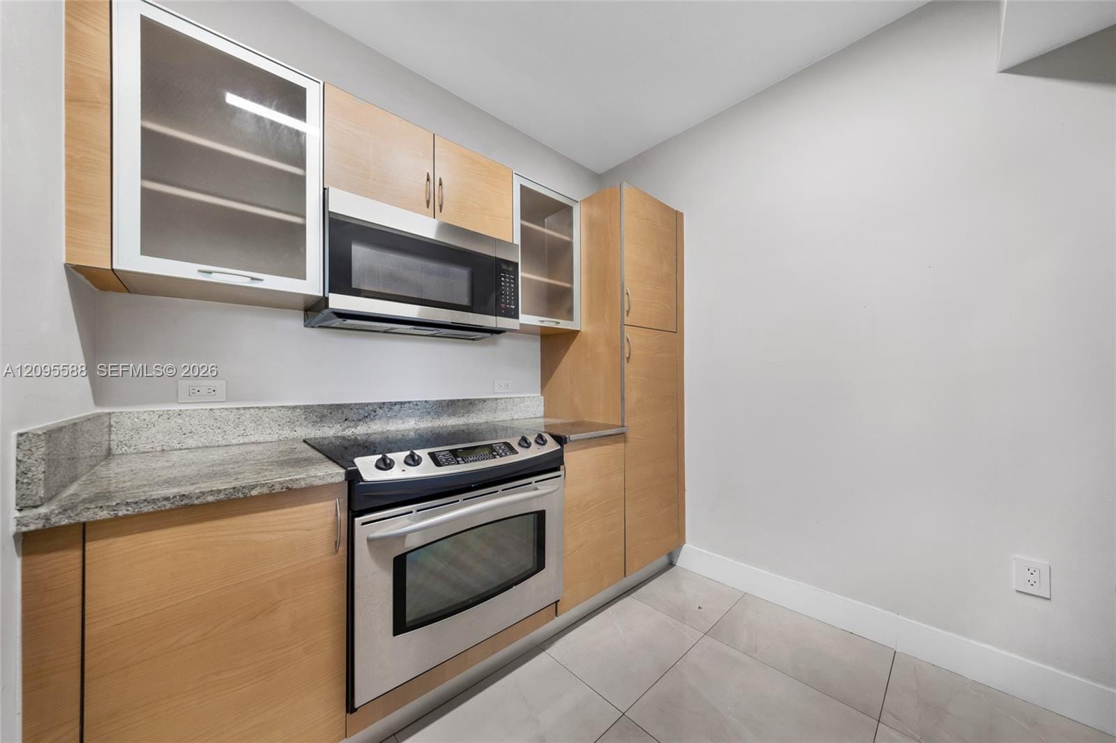 2775 NE 187th Street 318 — photo 5