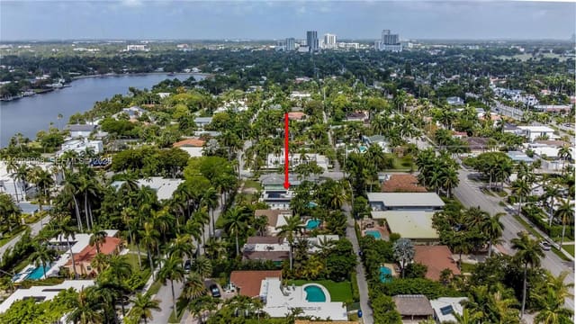 955 Van Buren Street, Hollywood, FL 33019