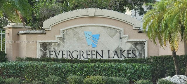 5001 Wiles Road 207, Coconut Creek, FL 33073
