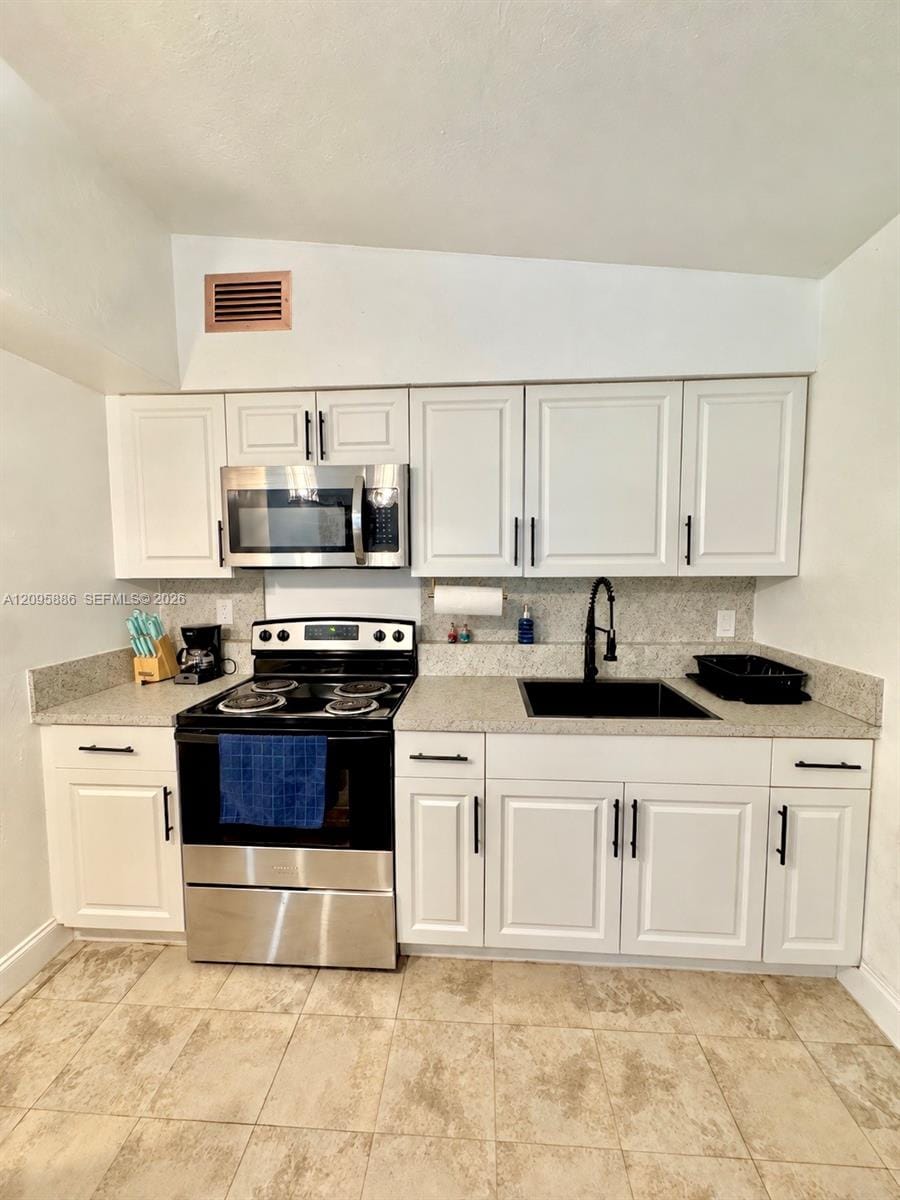3296 William Avenue, Miami, FL 33133 photo 13